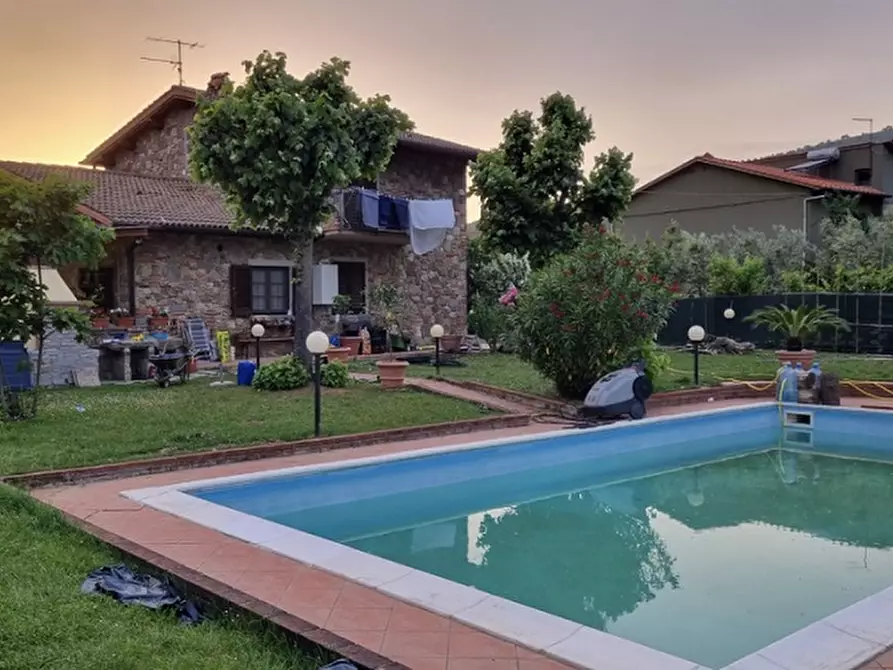 Immagine 32 di Villa in vendita  in via di Montemarciano a Terranuova Bracciolini