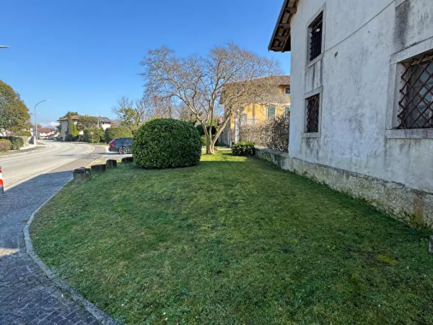 Immagine 2 di Attività commerciale in affitto  in Via Quattro Novembre 35 a San Giovanni Al Natisone