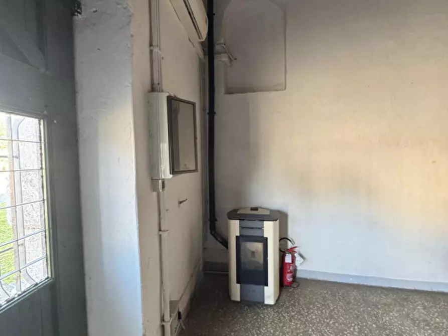 Immagine 19 di Attività commerciale in affitto  in Via Quattro Novembre 35 a San Giovanni Al Natisone