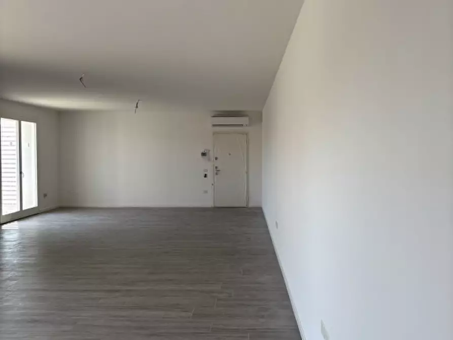 Immagine 9 di Appartamento in vendita  in Via Nazario Sauro a Selvazzano Dentro