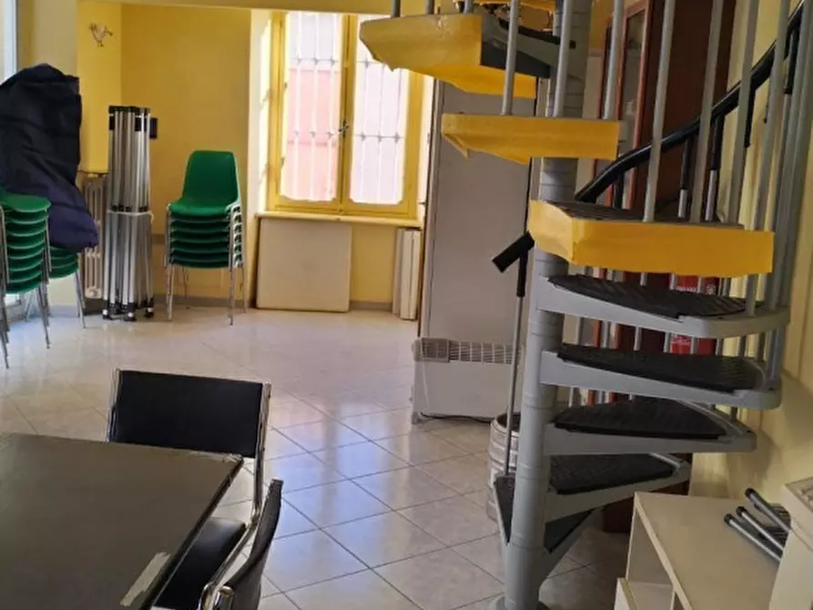 Immagine 6 di Negozio in affitto  in Via Oropa 32 a Torino