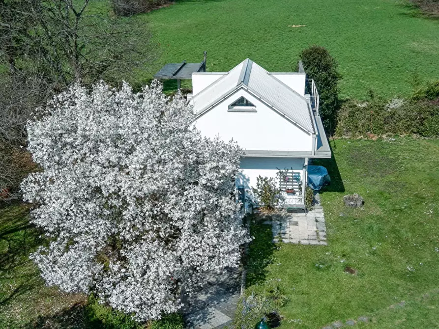 Immagine 1 di Casa indipendente in vendita  in via dolomiti 8 a Oleggio Castello