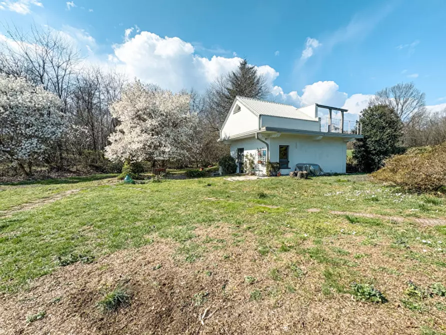 Immagine 2 di Casa indipendente in vendita  in via dolomiti 8 a Oleggio Castello