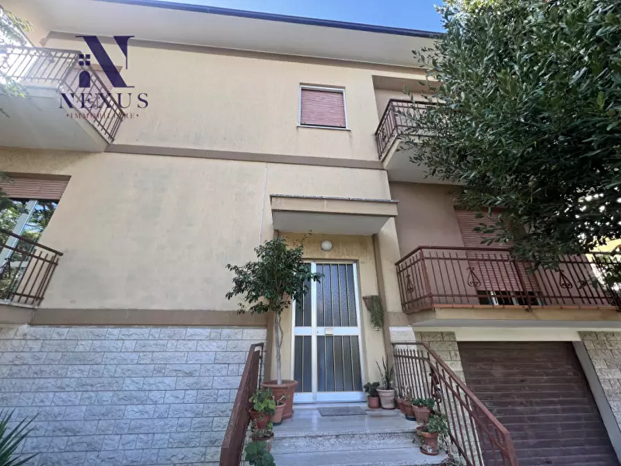 Immagine 14 di Casa bifamiliare in vendita  a Mondavio