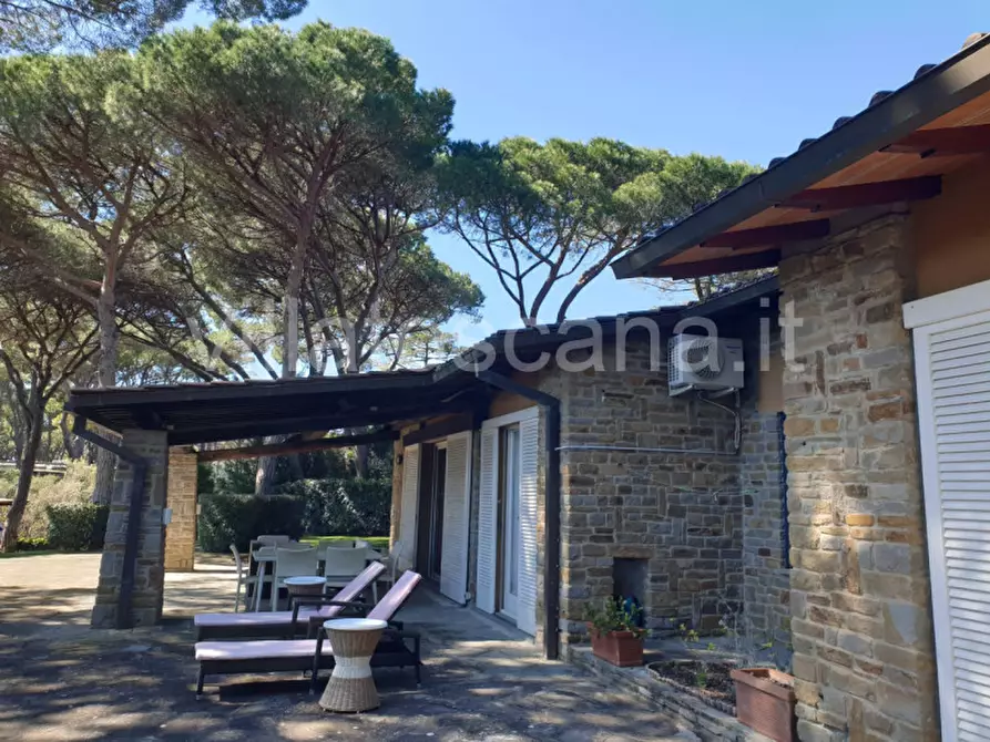 Immagine 15 di Villa in vendita  a Castiglione Della Pescaia