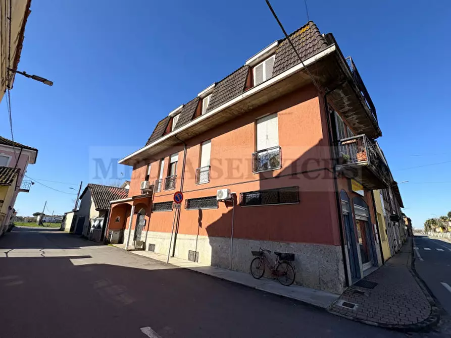 Immagine 1 di Casa indipendente in vendita  in via Roma n° 101 a Sannazzaro De' Burgondi