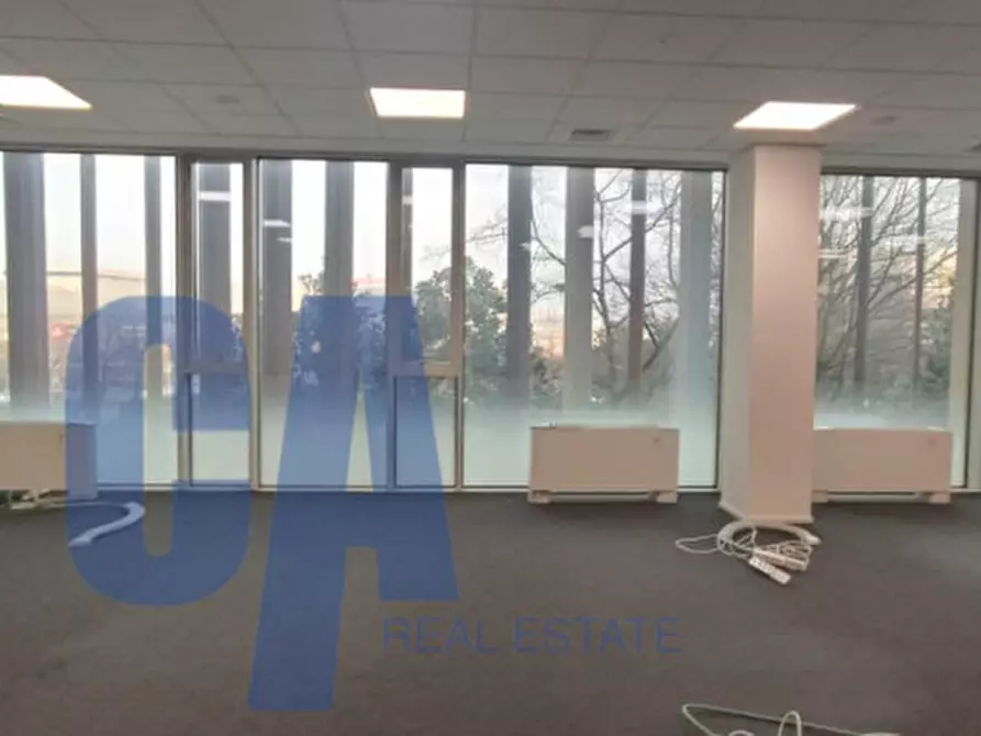 Immagine 4 di Ufficio in affitto  in VIALE SARCA a Milano