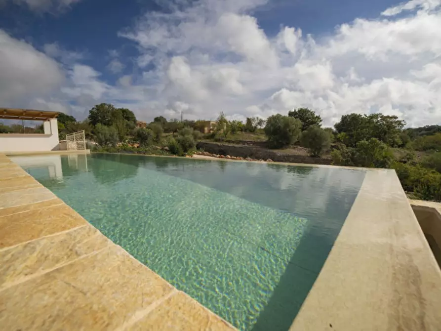 Immagine 8 di Rustico / casale in vendita  in ULMO a Ceglie Messapico