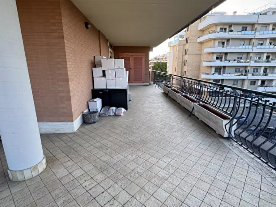 Immagine 30 di Appartamento in affitto  in Via Andrea Cascella a Roma