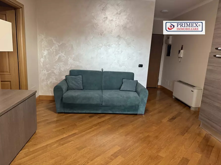 Immagine 43 di Appartamento in affitto  in Via Andrea Cascella a Roma