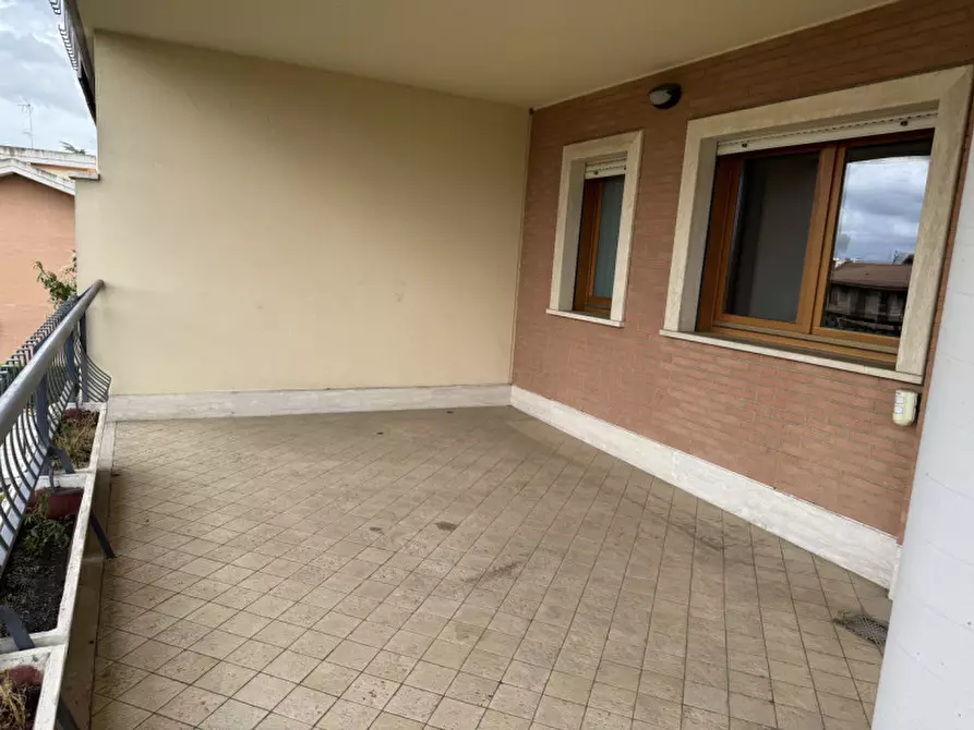 Immagine 53 di Appartamento in affitto  in Via Andrea Cascella a Roma