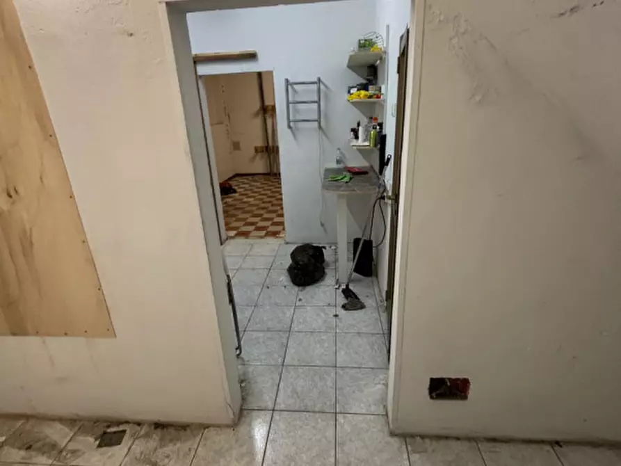 Immagine 5 di Magazzino in affitto  in VIA SOLDANI a Firenze