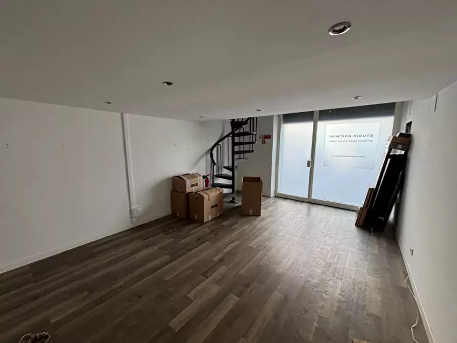 Immagine 3 di Magazzino in affitto  in VIA SOLDANI a Firenze