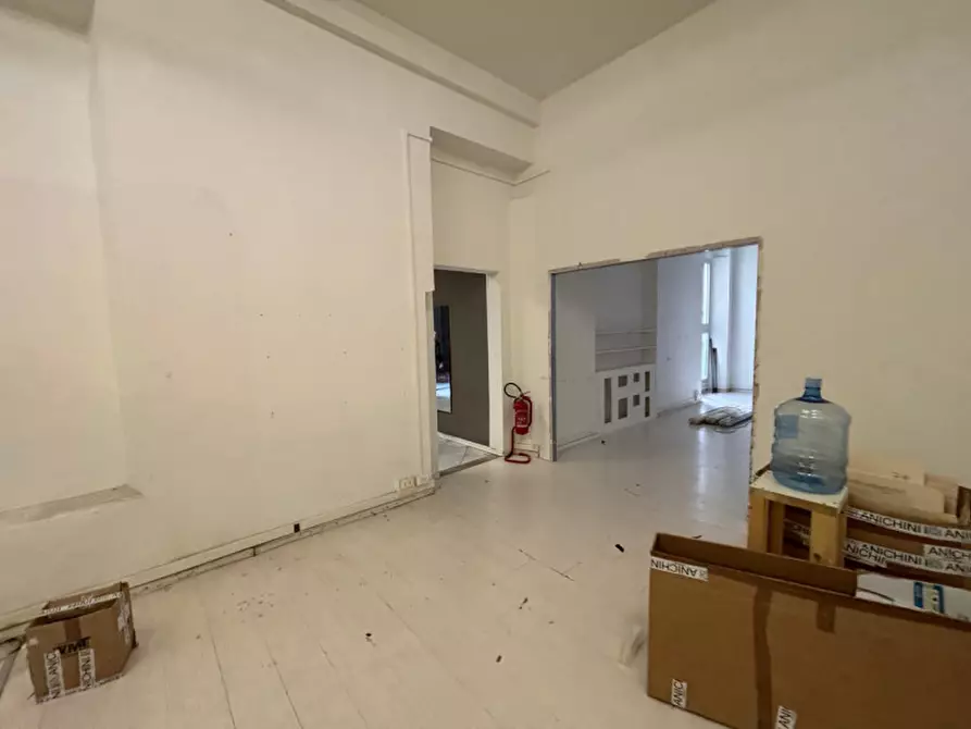 Immagine 12 di Magazzino in affitto  in VIA SOLDANI a Firenze