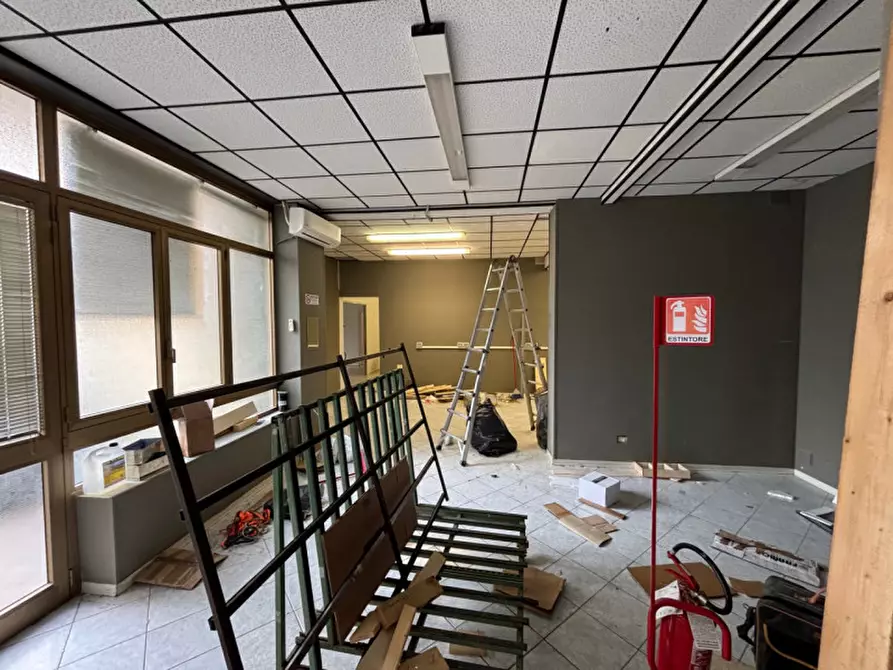 Immagine 16 di Magazzino in affitto  in VIA SOLDANI a Firenze