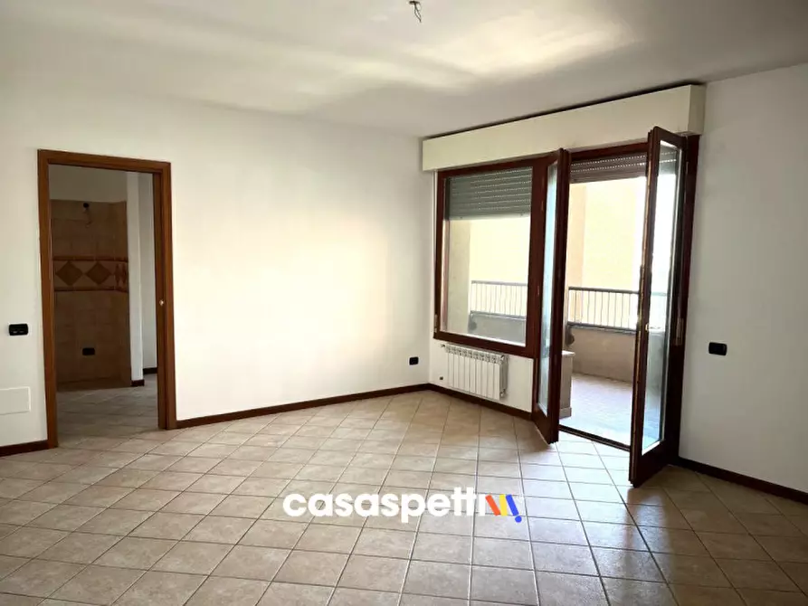 Immagine 11 di Appartamento in vendita  in Via Roberto Tremelloni 42 a Milano