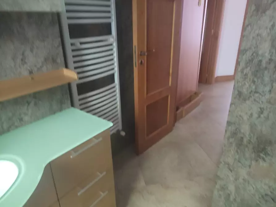 Immagine 21 di Appartamento in affitto  in Parco carelli a Napoli