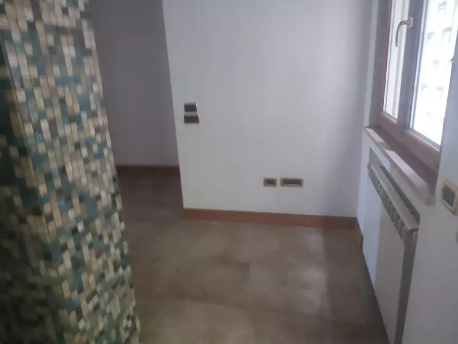 Immagine 35 di Appartamento in affitto  in Parco carelli a Napoli