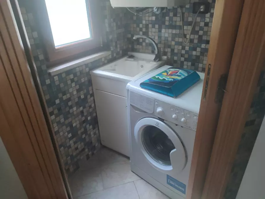 Immagine 36 di Appartamento in affitto  in Parco carelli a Napoli