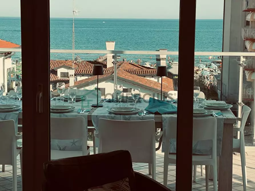 Immagine 11 di Attico in vendita  in via bafile 310 a Jesolo