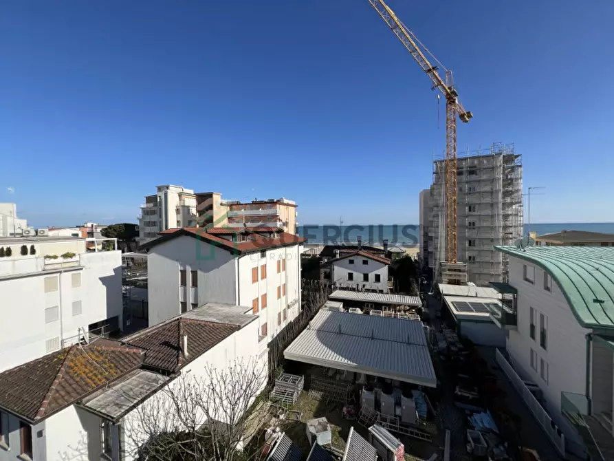 Immagine 41 di Attico in vendita  in via bafile 310 a Jesolo