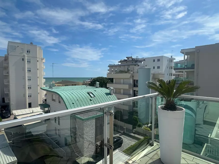 Immagine 60 di Attico in vendita  in via bafile 310 a Jesolo