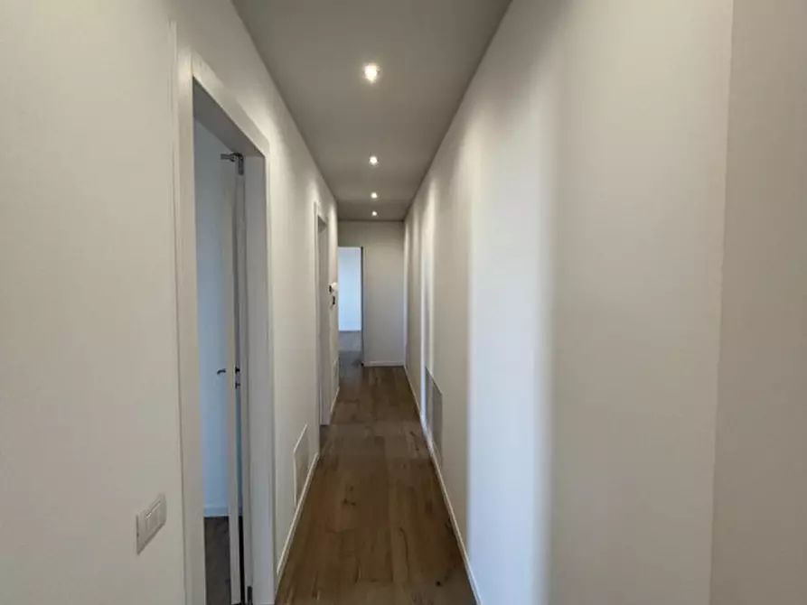 Immagine 23 di Attico in vendita  in Via San Domenico a Selvazzano Dentro