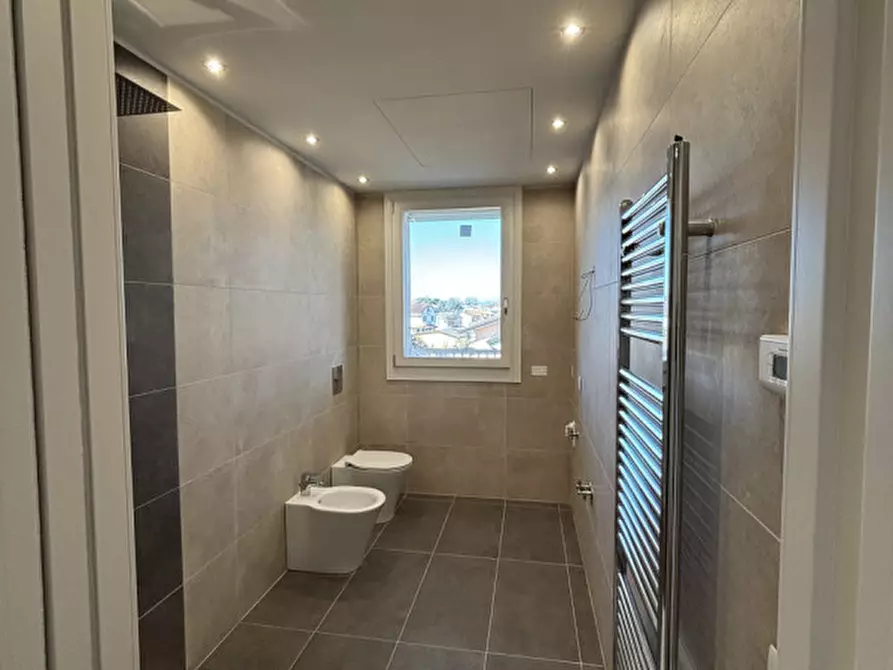 Immagine 26 di Attico in vendita  in Via San Domenico a Selvazzano Dentro