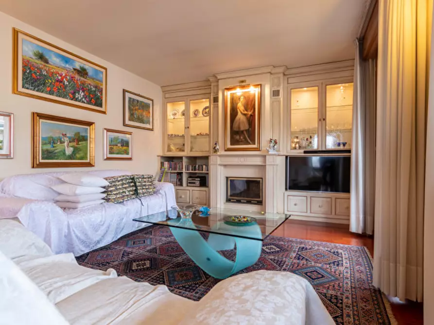 Immagine 6 di Appartamento in vendita  in Via Marcello Benedetto a Abano Terme