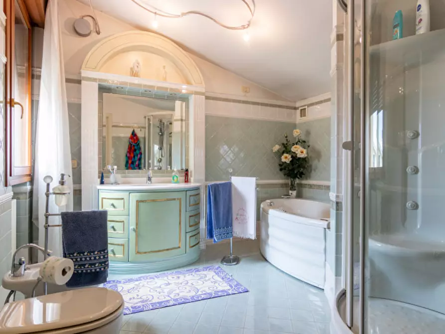 Immagine 23 di Appartamento in vendita  in Via Marcello Benedetto a Abano Terme