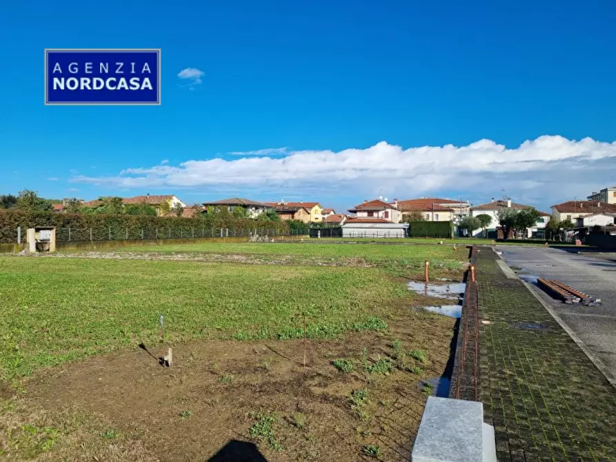 Immagine 5 di Terreno in vendita  in Via Marinoni a Santa Maria Di Sala