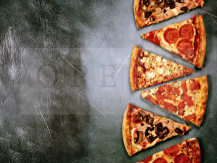 Immagine 2 di Attività commerciale in vendita  a Bolzano