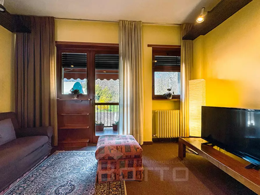 Immagine 12 di Appartamento in vendita  in Via Giacomo Matteotti, 64 a Omegna