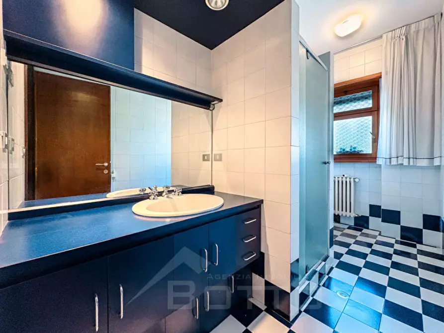 Immagine 22 di Appartamento in vendita  in Via Giacomo Matteotti, 64 a Omegna