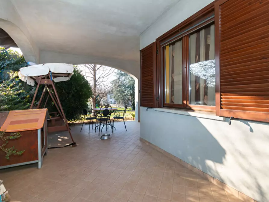 Immagine 4 di Villa in vendita  in VIA FERMI 3 a Busano