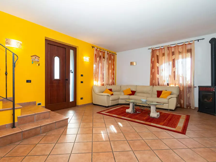 Immagine 8 di Villa in vendita  in VIA FERMI 3 a Busano