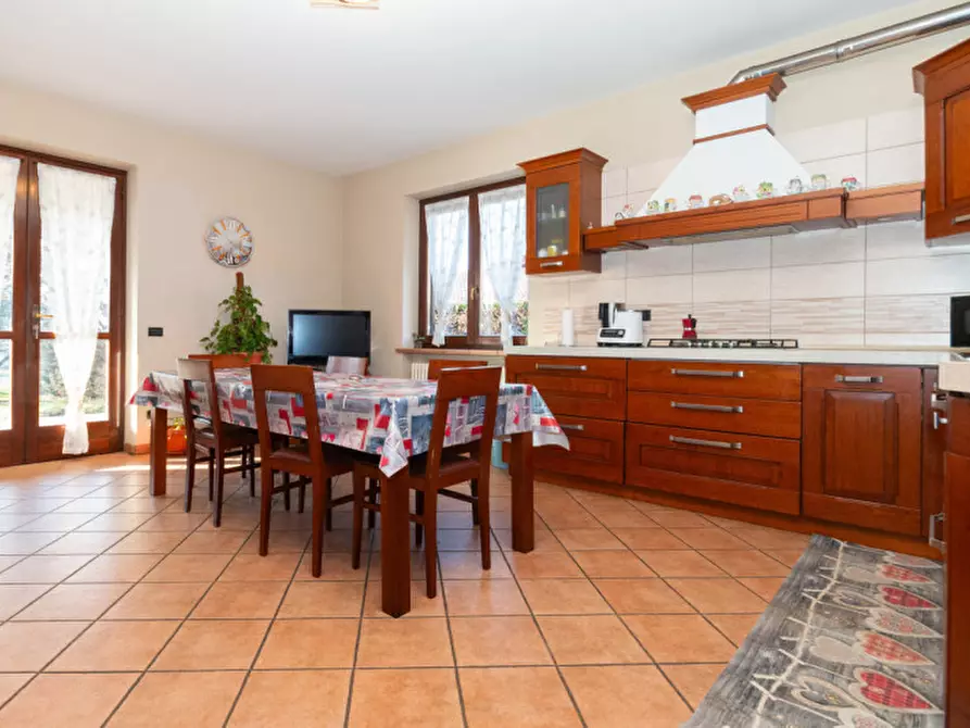 Immagine 15 di Villa in vendita  in VIA FERMI 3 a Busano