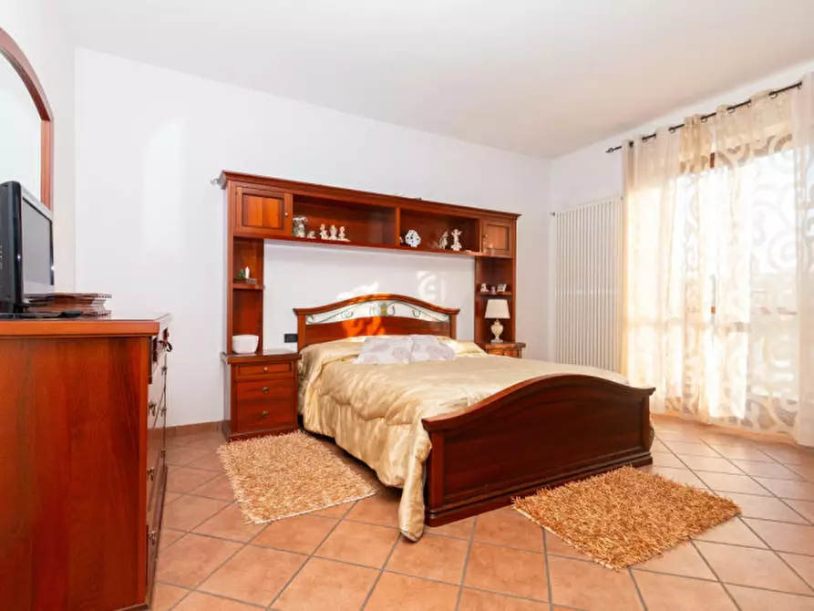 Immagine 16 di Villa in vendita  in VIA FERMI 3 a Busano