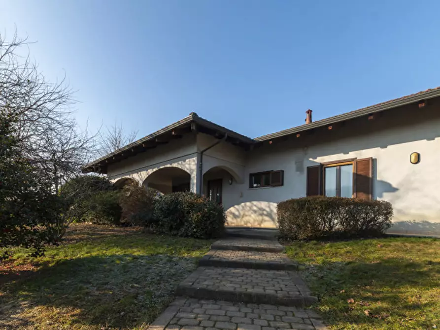 Immagine 23 di Villa in vendita  in VIA FERMI 3 a Busano