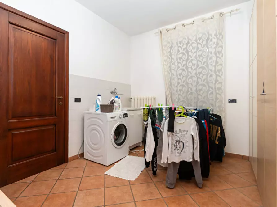 Immagine 28 di Villa in vendita  in VIA FERMI 3 a Busano