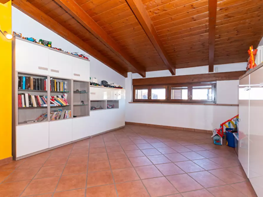 Immagine 33 di Villa in vendita  in VIA FERMI 3 a Busano