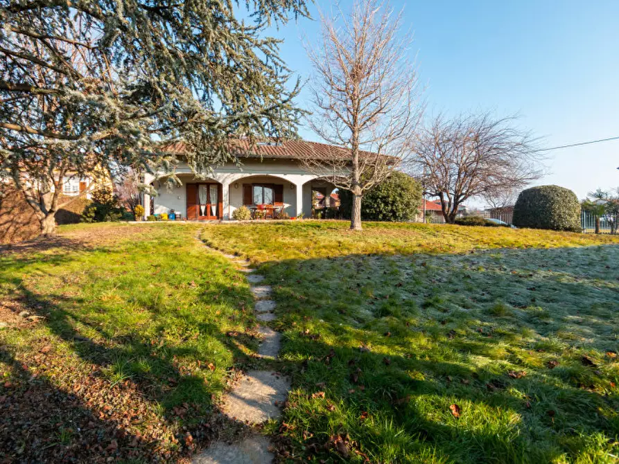 Immagine 34 di Villa in vendita  in VIA FERMI 3 a Busano