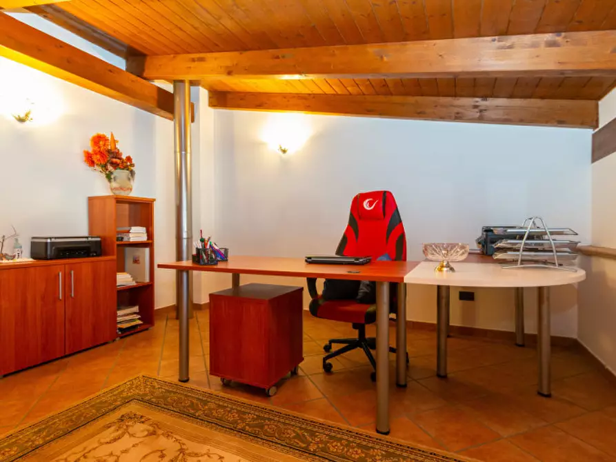 Immagine 37 di Villa in vendita  in VIA FERMI 3 a Busano