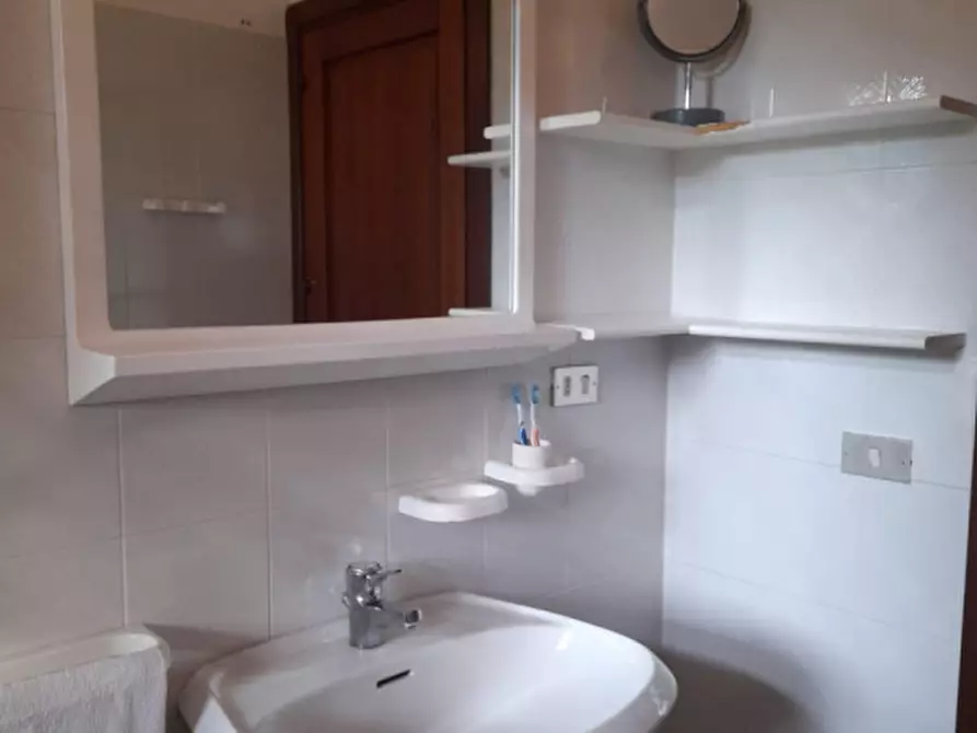 Immagine 10 di Casa bifamiliare in vendita  in miriacheddu 1 a San Teodoro