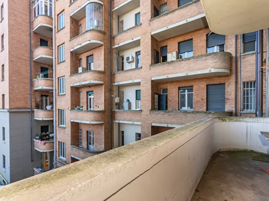 Immagine 27 di Appartamento in vendita  in Corso Vinzaglio 16 a Torino