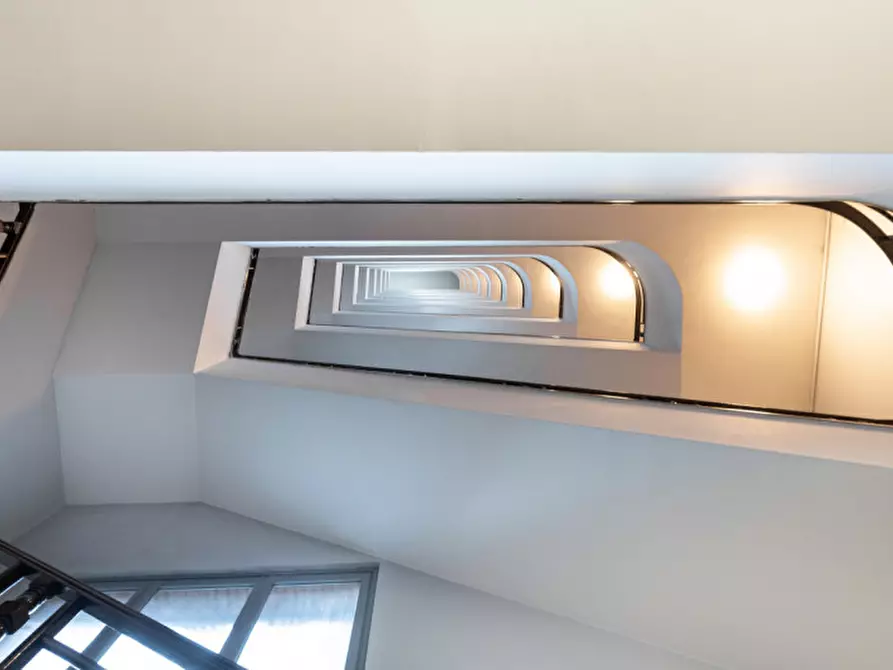 Immagine 28 di Appartamento in vendita  in Corso Vinzaglio 16 a Torino