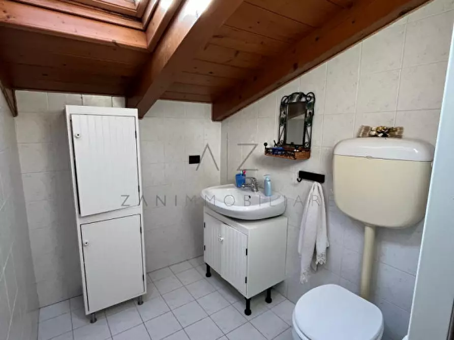 Immagine 16 di Villetta a schiera in vendita  in Via Antonio Vivaldi a Asolo