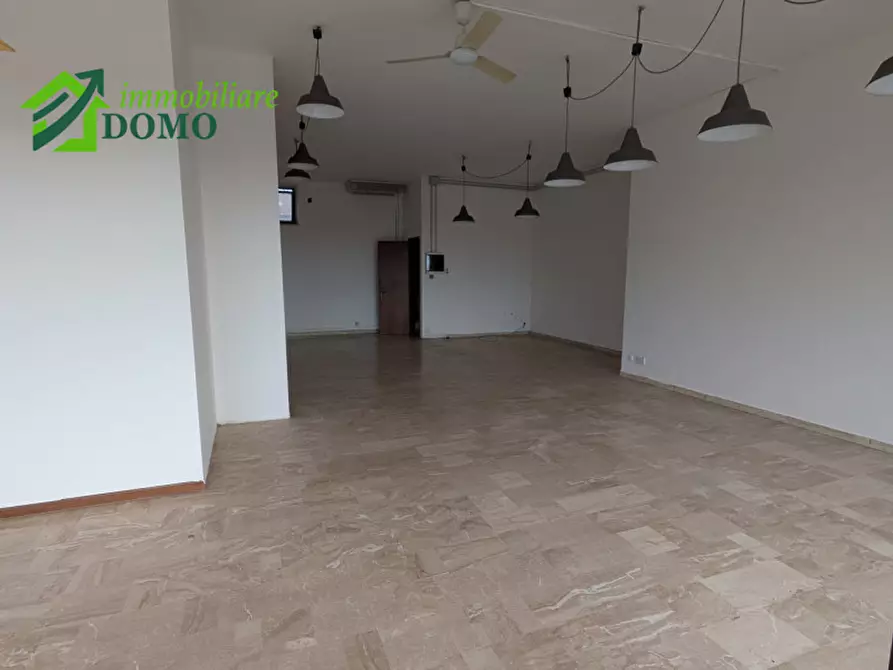 Immagine 5 di Attività commerciale in affitto  in viale Europa 113 a Thiene