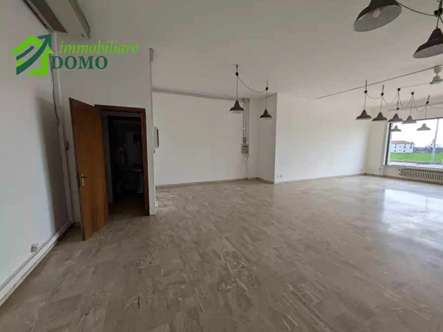 Immagine 16 di Attività commerciale in affitto  in viale Europa 113 a Thiene