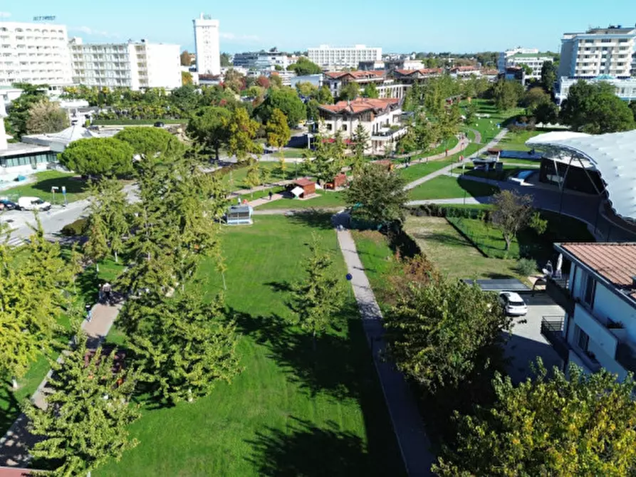 Immagine 2 di Attico in vendita  in via Alessandro Volta a Abano Terme